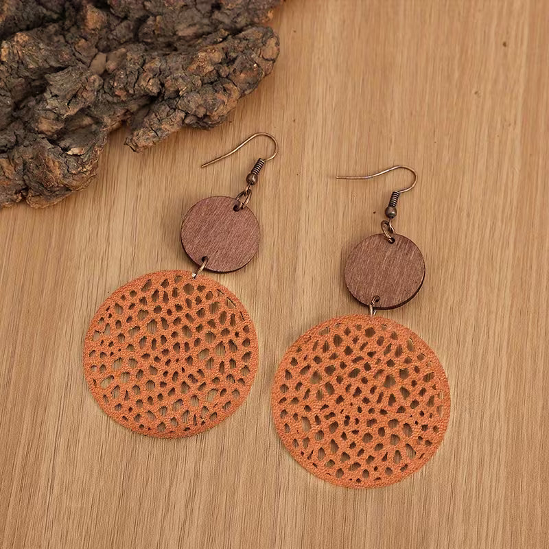 Retro Boho Wood and Leather Drop Earrings - Image 5