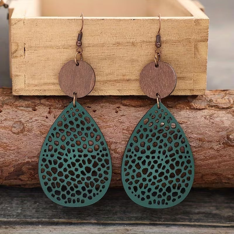 Vintage Style Leather Cutout Drop Earrings - Image 6