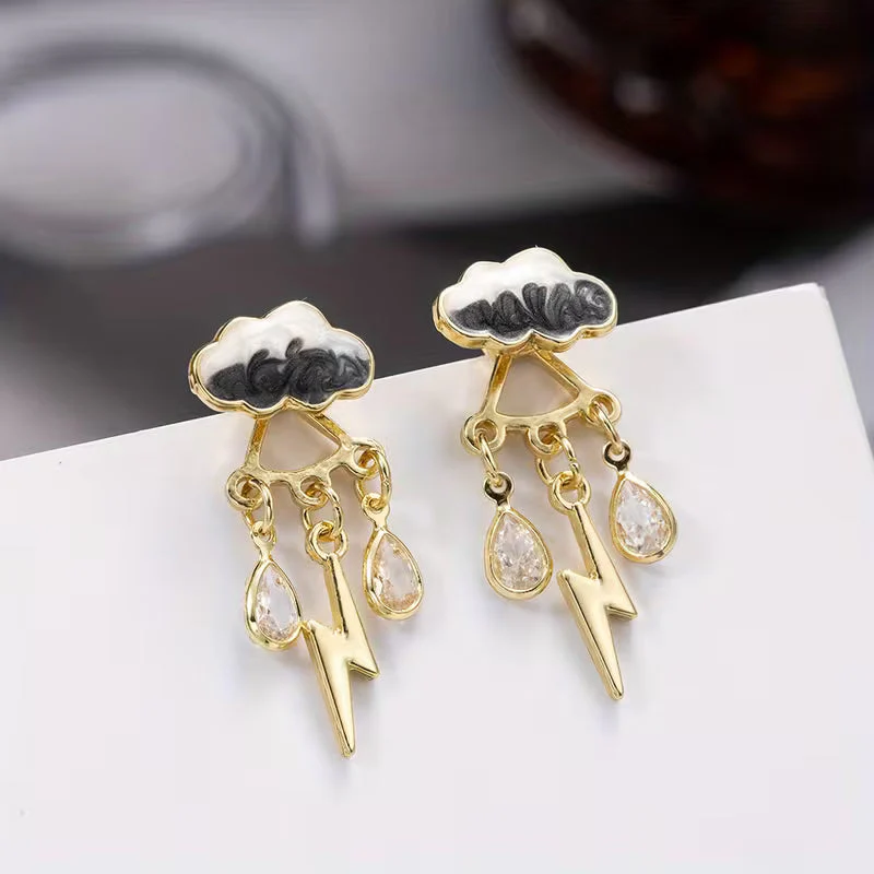 Elegant Cloud Drop Earrings with Tassels - Image 4