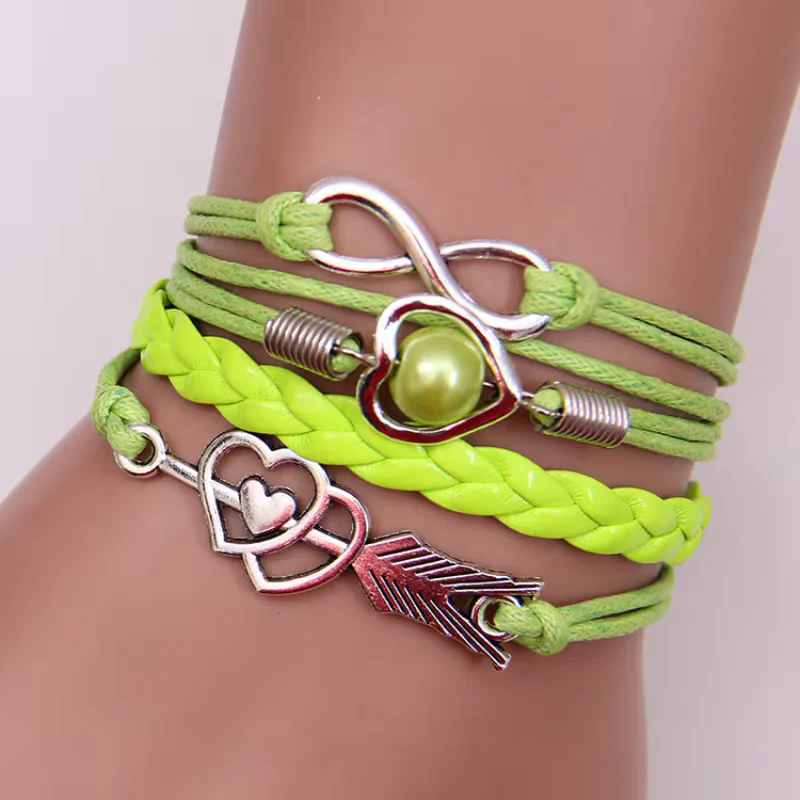 Cupid's Bow Multicolor Heart Bracelet - Image 9