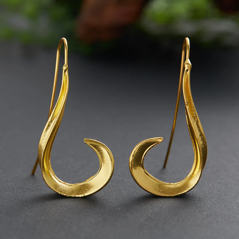 Vintage Gold Hanging Earrings